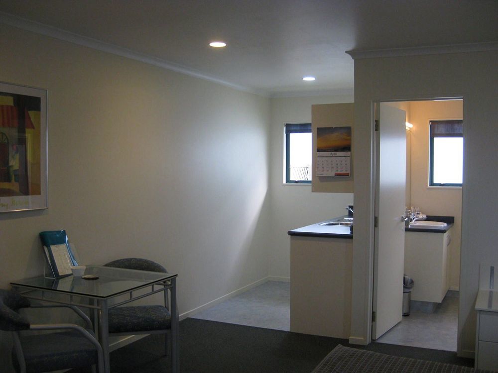Asure Cooks Gardens Motor Motel Whanganui